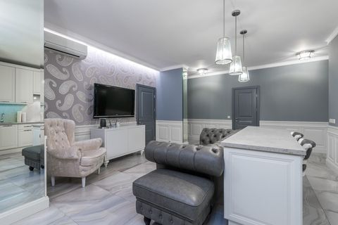 Почему классика и современность конфликтуют в московских квартирах?